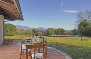 Villa Amarilli